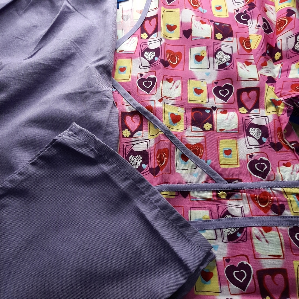 Scrub set - Picture 3 of 3